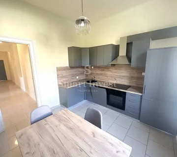 OPATIJA - CENTAR, dvosoban klasičan stan u blizini mora - cover