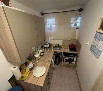 OPATIJA - CENTAR, stan od 30,80 m2 na 2 minute hoda od centra i mora! - cover