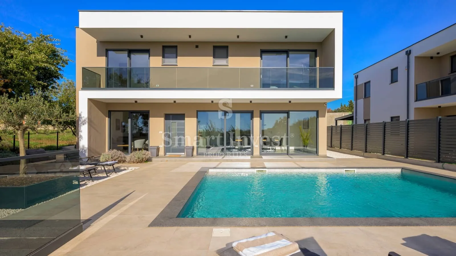 SVETVINČENAT, nova moderna vila s grijanim bazenom - cover