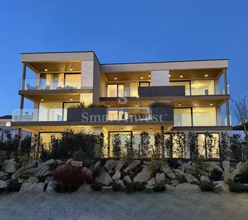 NOVIGRAD, moderan stan od 120.31 m2 s pogledom na more - cover