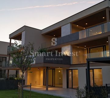 NOVIGRAD, moderan stan od 94.05 m2 s pogledom na more - cover