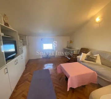 OPATIJA - CENTAR, prostran stan u blizini mora - cover