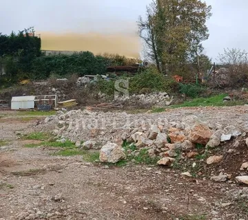 MARČELJI, zemljište s dozvolom za gradnju zgrade s 3 stana - cover