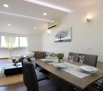 POLJANE, prekrasan stan od 66 m2 s pogledom na more - cover