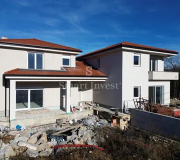 MATULJI - MUČIĆI, dvojna kuća na mirnoj lokaciji! - cover