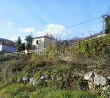 RUKAVAC - CENTAR, građevinsko zemljište od 1242 m2 s pogledom na more - cover