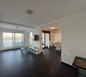 OPATIJA - PAVLOVAC, stan 1S+DB s pogledom na more i parkingom - cover