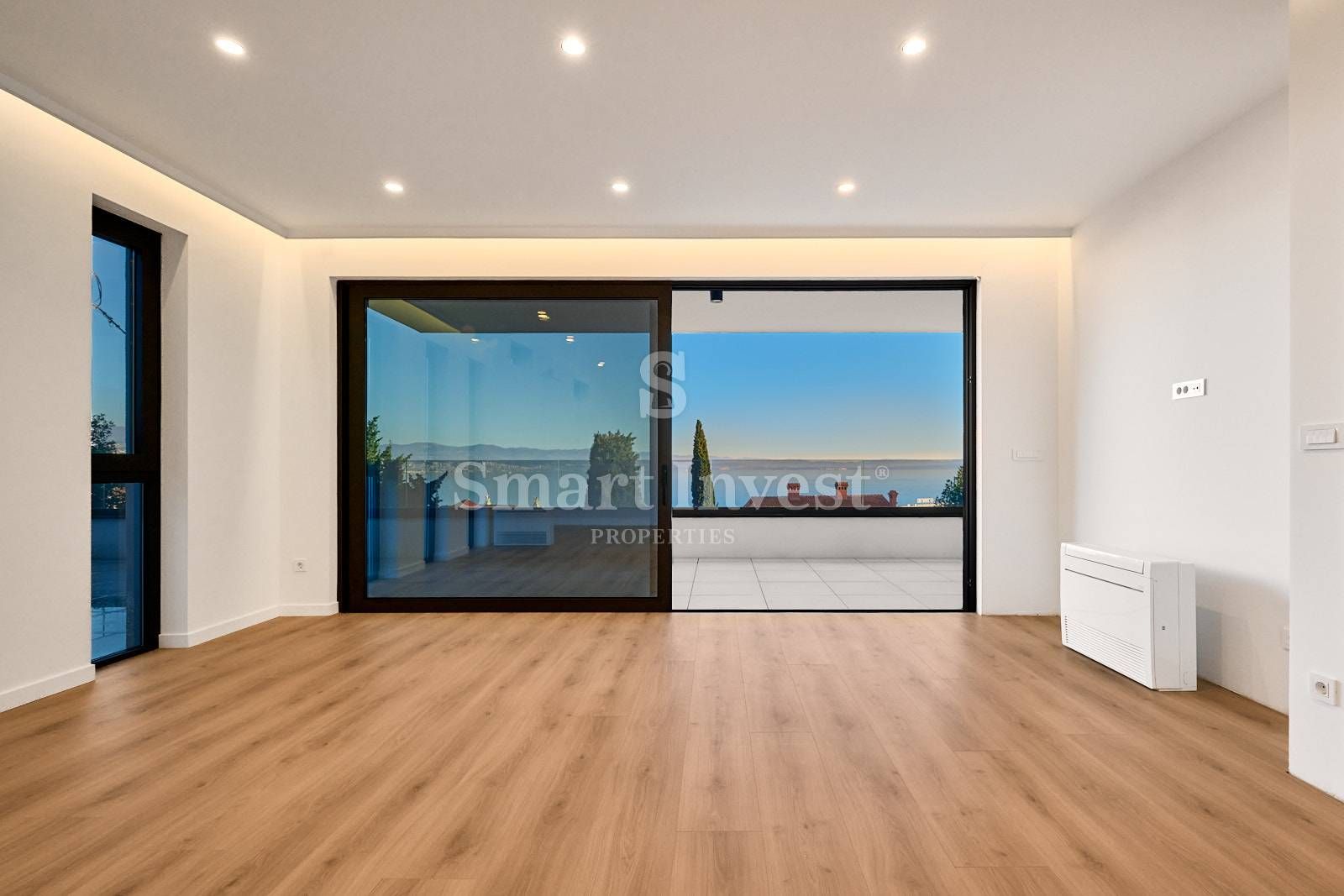 OPATIJA, stan 2S+DB s okućnicom, u luksuznoj novogradnji s bazenom (S2) - cover