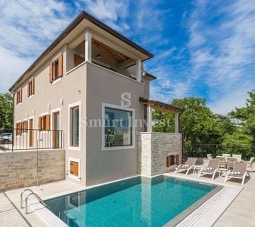 BUJE, kamena villa s bazenom i pogledom na more - cover
