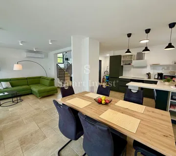 MATULJI - JURDANI, kuća s bazenom za dugoročni najam - cover