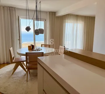 LOVRAN, moderno opremljen stan s pogledom na more - cover