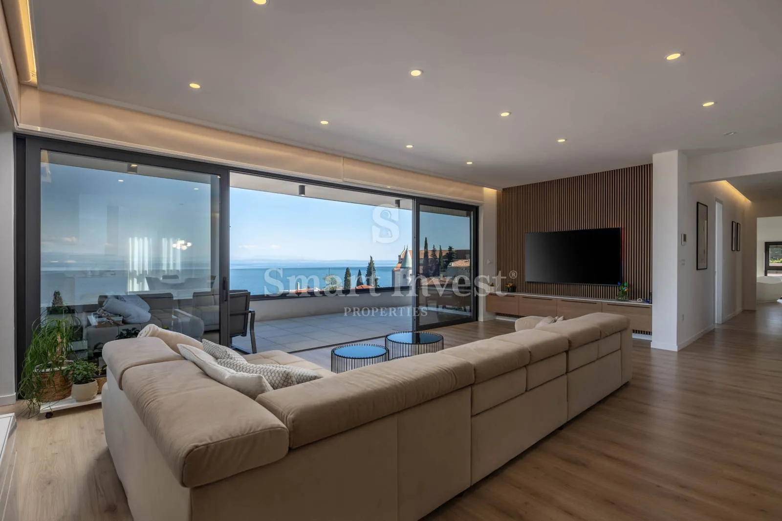 OPATIJA, luksuzni penthouse 3S+DB u predivnoj novogradnji s bazenom (S3) - cover