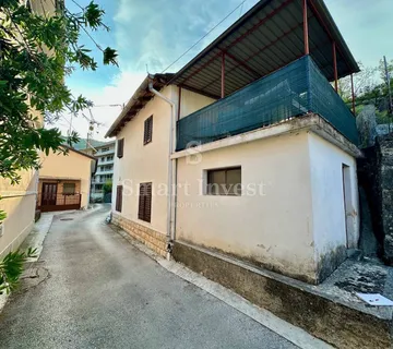 OPATIJA, manja primorska kuća blizu centra - cover