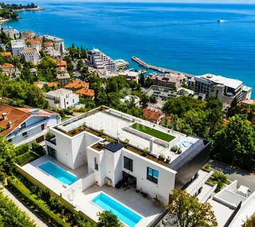 OPATIJA, raskošni penthouse s krovnom terasom i bazenom (S3)