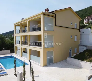 Istra, Rabac, Labin - Apartmanska Kuća Na Moru, 438 M2