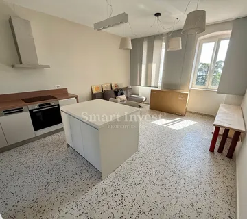 OPATIJA, novouređen stan 1S+DB za dugoročan najam - cover