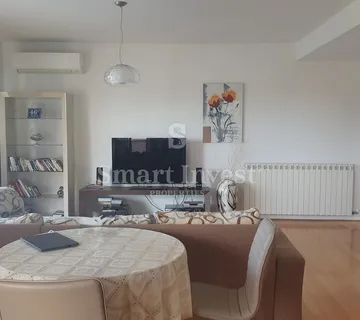 PULA - ŠTINJAN, komforan stan 2S+DB s pogledom na more - Štinjan, Pula
