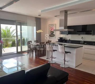 OPATIJA, vrhunski uređen stan za najam od 114,40 m2 3s+db