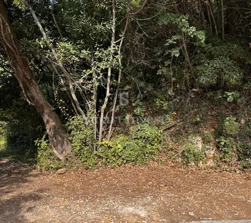 MOŠĆENIČKA DRAGA, građevinsko zemljište do mora! - cover