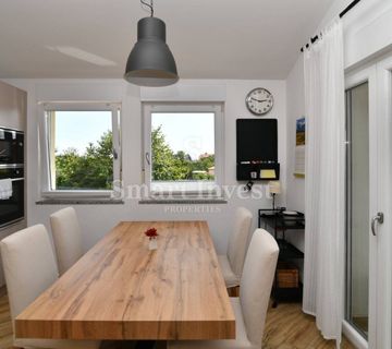 KASTAV, penthouse u novijoj gradnji - cover