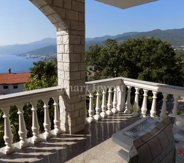 OPATIJA-PAVLOVAC, iznajmljuje se stan od 240 m2 - cover