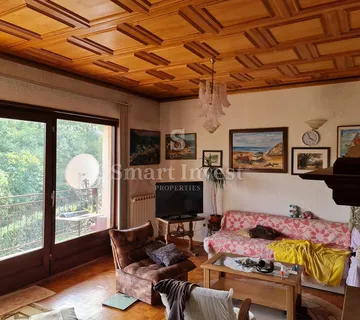 MATULJI, kuća sa stanom na 2 etaže, radionom i garažom