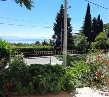OPATIJA, stan od 127.20 m2 s pogledom na more i parkingom
