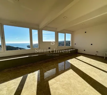 DUGA UVALA, penthouse s pogledom na more i parkingom, blizu plaže - cover