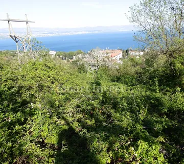 LOVRAN, poljoprivredni teren od 6.645 m2 s pogledom na more