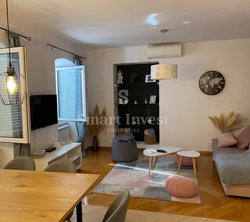 IČIĆI, prekrasna kuća s velikom okućnicom i pogledom na more - cover