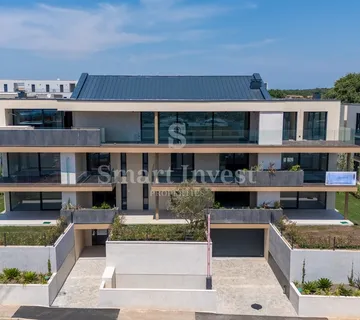 NOVIGRAD, moderan stan od 134.99 m2 s pogledom na more - cover