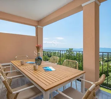 POLJANE - IČIĆI, 2S+DB sa balkonom i pogledom na more - Poljane, Opatija