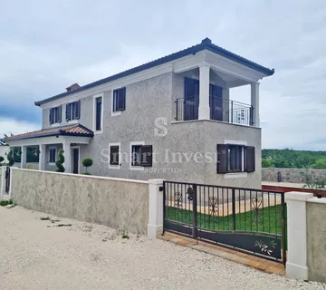 BUJE - KAŠTEL, nova vila s bazenom u blizini slovenske granice - cover