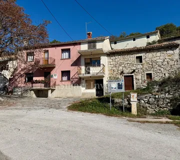 HUM - OKOLICA, starina s okućnicom * EKSKLUZIVNO SAMO KOD NAS* - cover