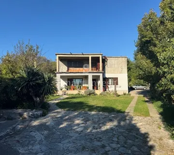 RIJEKA - COSTABELLA, kuća od 318 m2 - cover