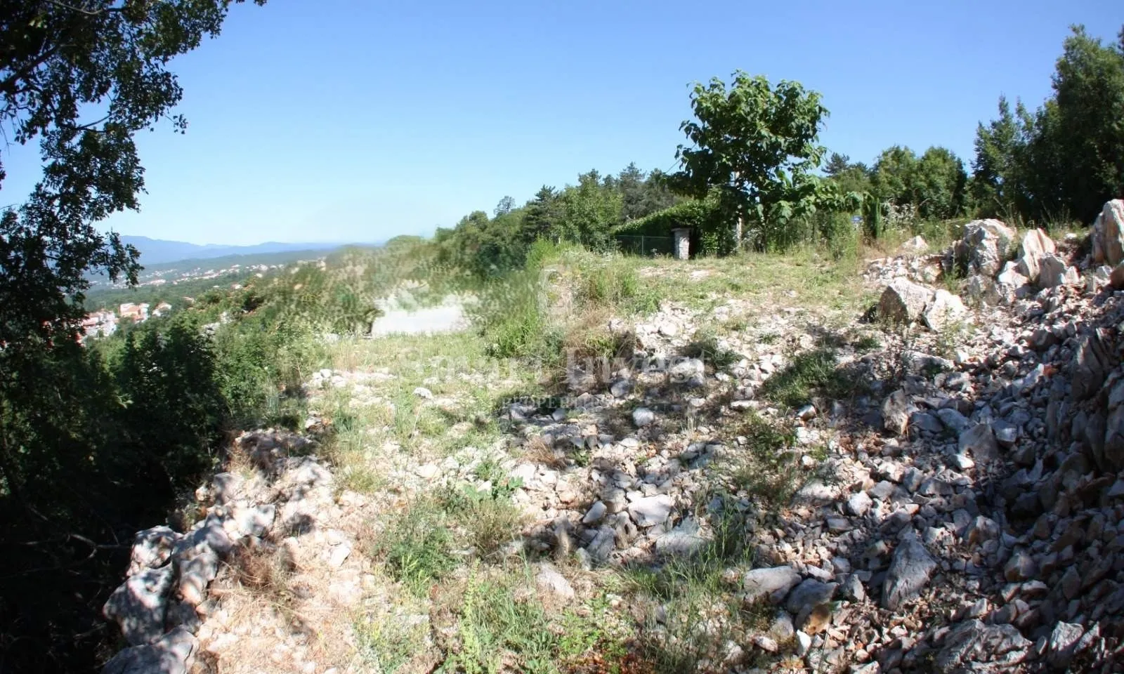 VIŠKOVO - SARŠONI, građevinsko zemljište s panoramskim pogledom - cover