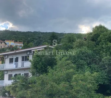 OPATIJA, kuća od 300 m2 s pogledom na more u blizini centra  - cover