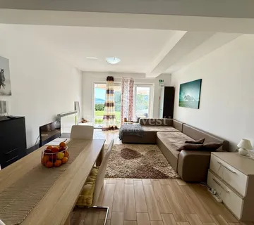 IČIĆI - POLJANE, stan sa vrtom i bazenom - cover