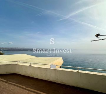 OPATIJA, stan s balkonom, prvi red do mora! - cover