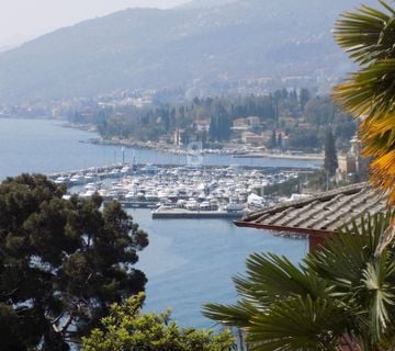 OPATIJA, odličan stan od 147 m2 u prekrasnoj villi - cover