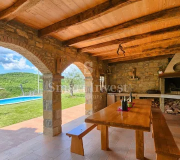 ISTRA - PAZIN, prekrasna vila s bazenom - cover