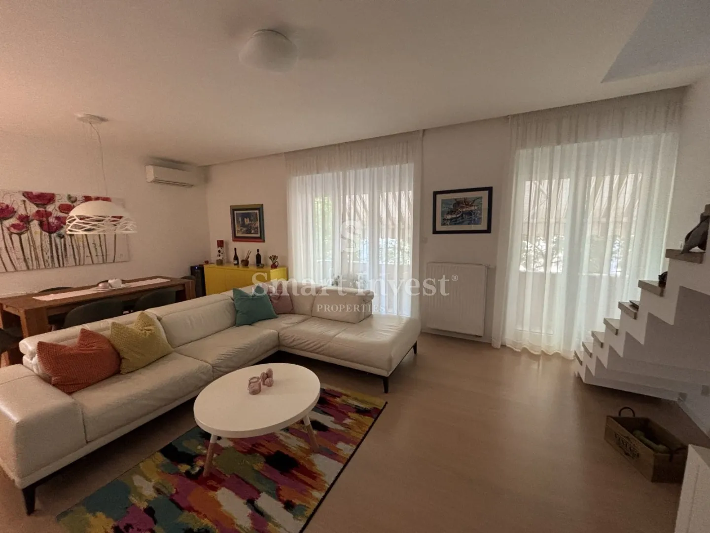 DONJA VEŽICA, moderno uređen stan od 183,44 m2 s parkingom - cover