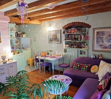 RIJEKA – STARI GRAD, šarmantan dvosoban stan od 50 m2 - cover