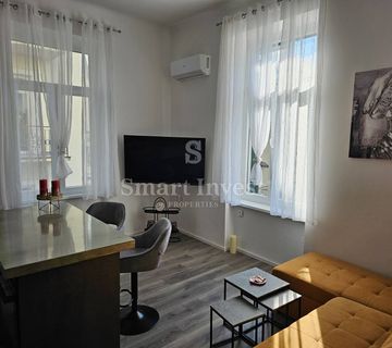 OPATIJA - CENTAR, stan 45 m2 s parkingom za dugoročni najam - cover