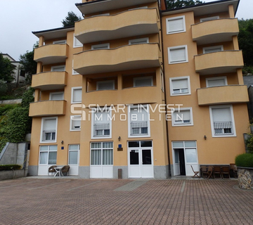 OPATIJA, prodaje se vila sa 15 apartmana, 500 m od mora! - cover