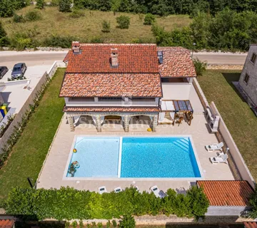 SVETVINČENAT, prekrasna rustikalna vila s bazenom - cover