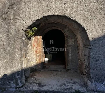 BRGUD - starina na prodaju! - cover