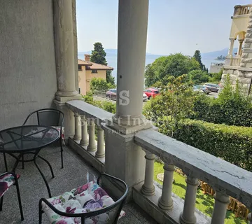OPATIJA - VOLOSKO, luksuzan stan 118 m2 prvi red do mora - cover