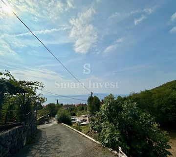 POBRI, zemljište od 615 m2 s djelomičnim pogledom na more - cover
