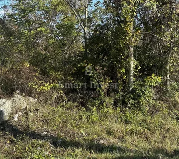 PERMANI - zemljište uz glavnu cestu! - cover